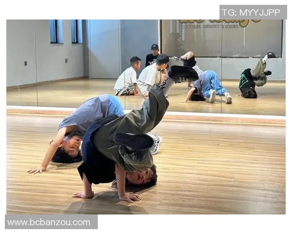 广州街舞队的阵地战揭秘:深度解析街舞文化与团队精神的交融