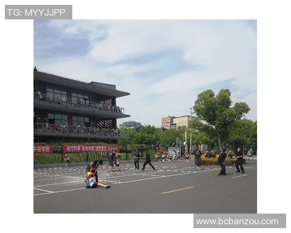 杭州乒乓球队的防反技战术解析与深度剖析